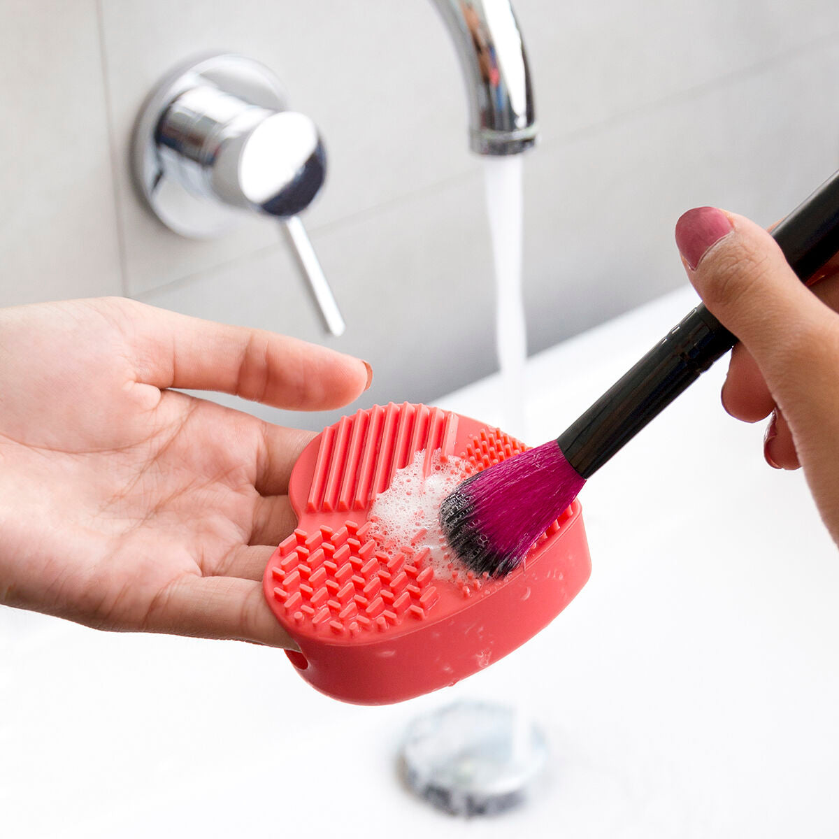 Make-up Brush Cleaner Heart InnovaGoods